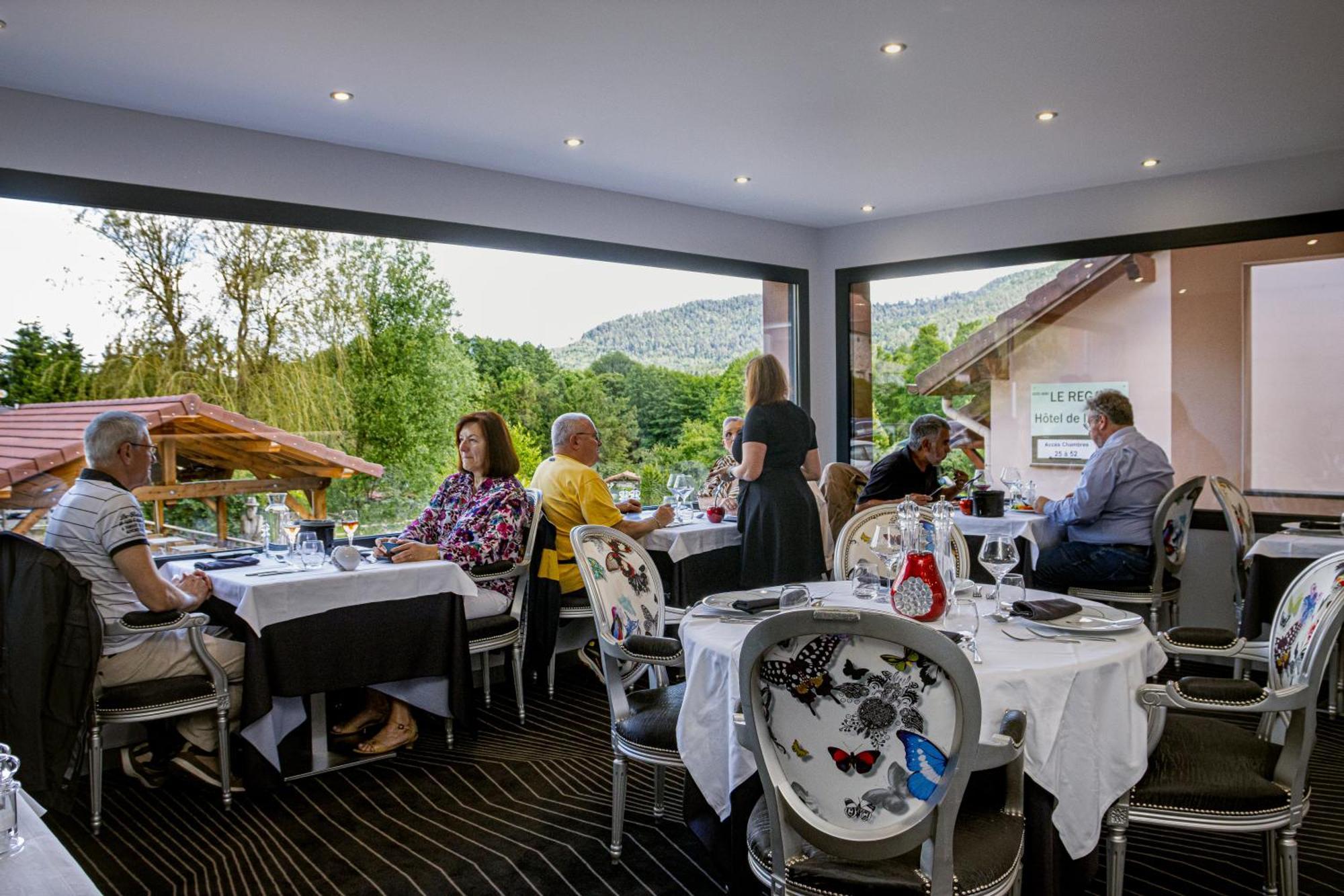 Logis Hotel Le Regal & Spa Saint-Die-des-Vosges Екстериор снимка