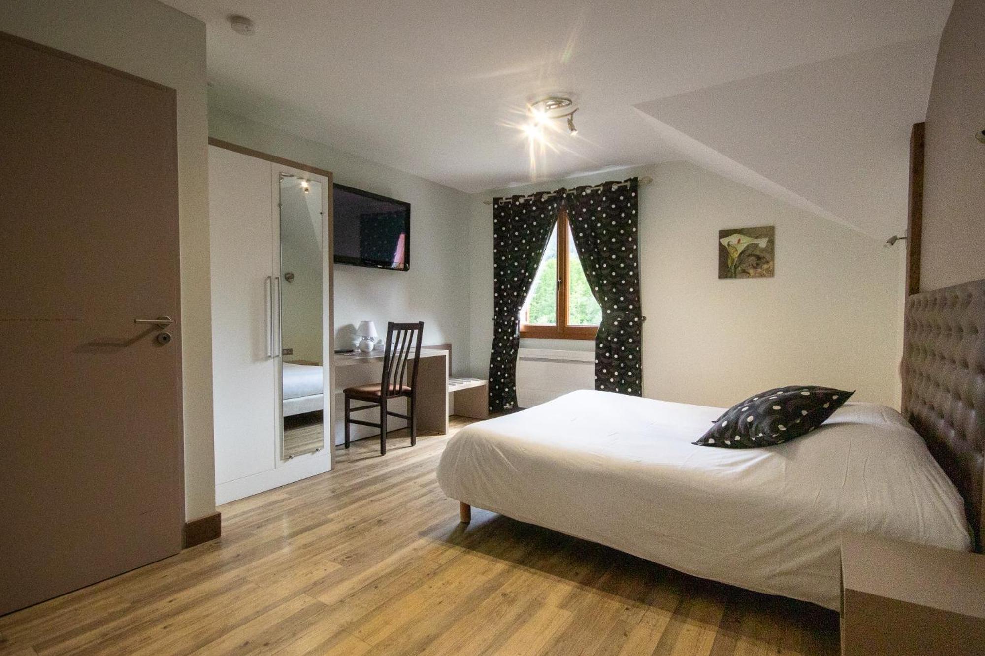 Logis Hotel Le Regal & Spa Saint-Die-des-Vosges Екстериор снимка