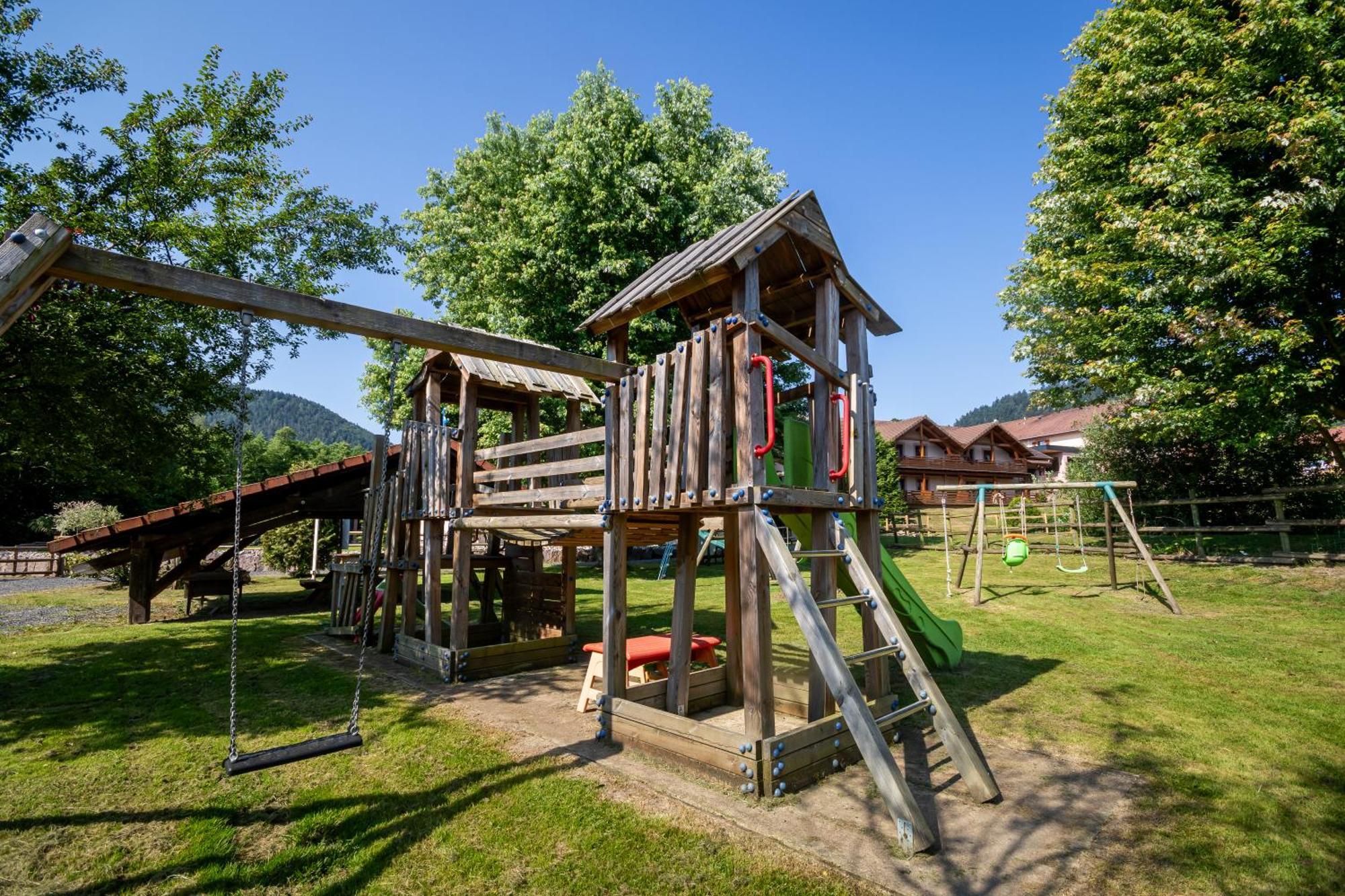 Logis Hotel Le Regal & Spa Saint-Die-des-Vosges Екстериор снимка